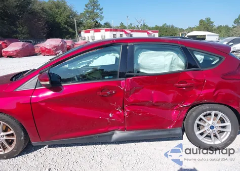 2017 Ford Focus Se z USA, uszkodzony, nr VIN 1FADP3K23HL241998